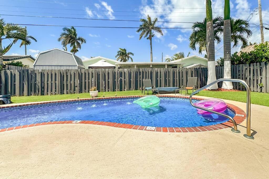 Amazing Home W Heated Pool 8 Mins To The Beach Lighthouse Point Exterior foto
